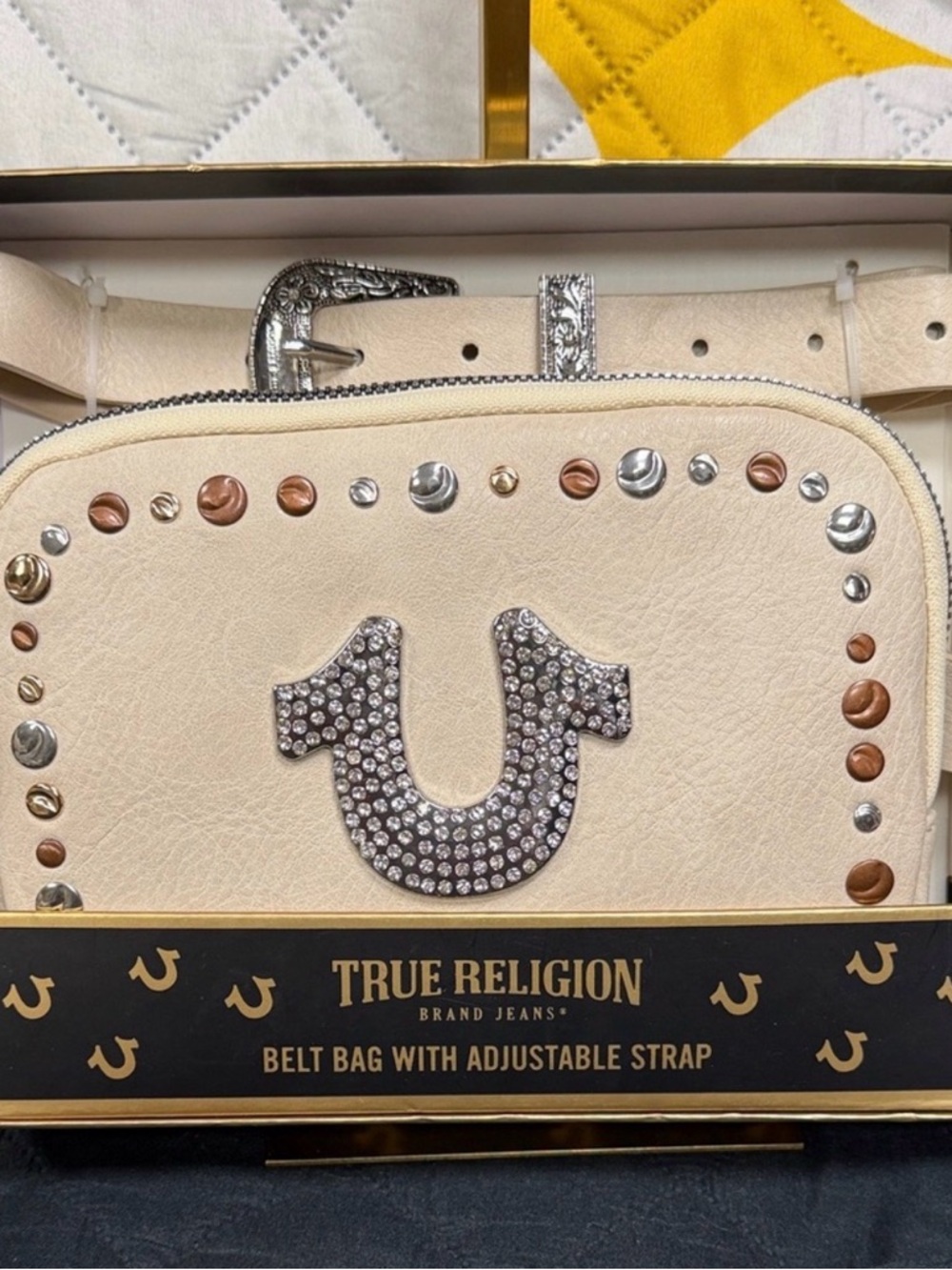 NWT True Religion Rhinestone Horseshoe Logo Studded Belt Bag Gift Set – Cream - Picture 1 of 3